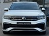 USED 2023 23 VOLKSWAGEN TIGUAN R-LINE 1.5 TSI 150PS 7 SPEED DSG AUTOMATIC  PANORAMIC GLASS SUNROOF * FULL LEATHER * REVERSE CAMERA * ELECTRIC SEATS *