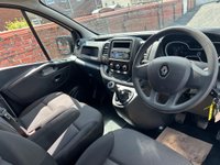 USED 2021 21 RENAULT TRAFIC 2.0 dCi ENERGY 28 Business+ Panel Van 5dr Diesel Manual SWB Standard Roof Euro 6 (s/s) (120 ps) Air Conditioning - Bluetooth