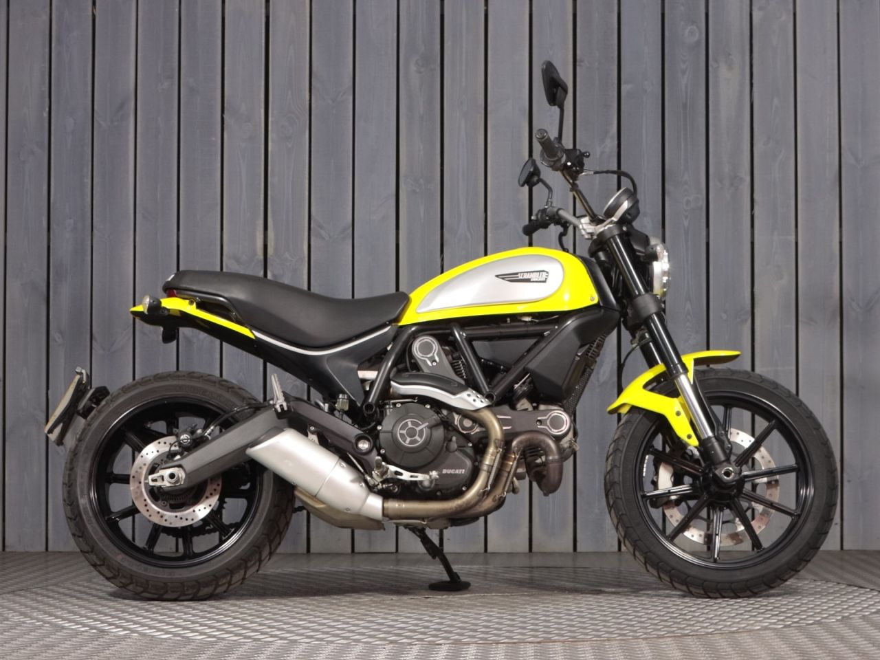 DUCATI Scrambler 800