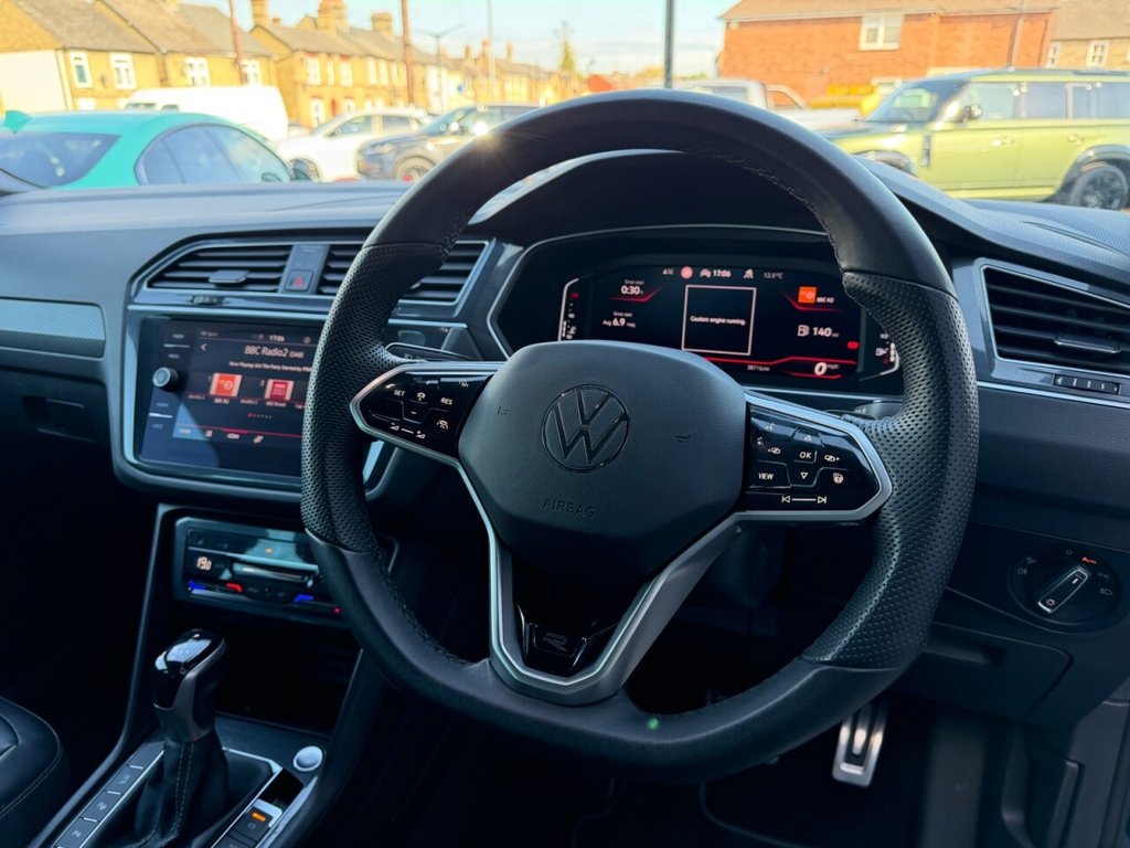 USED 2021 71 VOLKSWAGEN TIGUAN 2.0 TDI R-Line SUV 5dr Diesel DSG 4Motion Euro 6 (s/s) (200 ps) HUGE SPEC!!