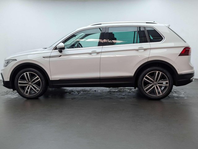 USED 2020 70 VOLKSWAGEN TIGUAN 1.5 Tiguan Elegance TSi Semi-Auto 5dr CLICK+COLLECT / HOME DELIVERY
