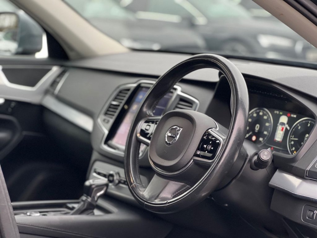 USED 2015 65 VOLVO XC90 2.0 D5 Momentum SUV 5dr Diesel Geartronic 4WD Euro 6 (s/s) (225 ps) 