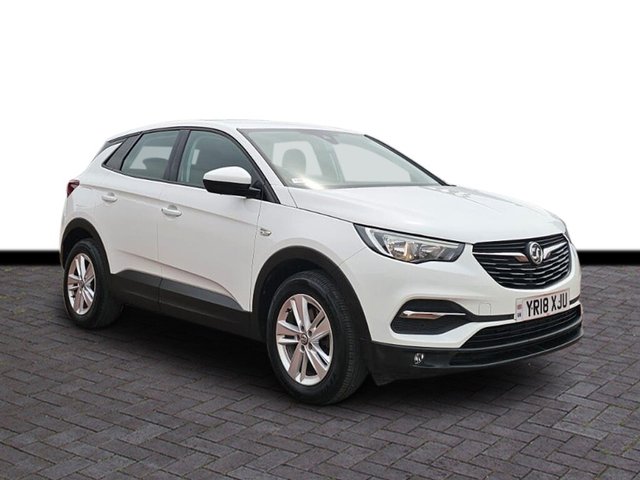 View our Vauxhall Grandland X 1.2 Turbo SE SUV 5dr Petrol Manual Euro 6 (s/s) (130 ps)