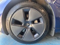 USED 2022 72 TESLA Model 3 Saloon 4dr Electric Auto RWD (241 bhp)+3 KEYS+1 OWNER FROM NEW+MEDIA+2 CABLES+PANORAMIC SUNROOF+ALLOYS+FULL LEATHER HEATED SEATS+PARK CONTROL WITH CAMERA+DIGITAL DASH+POWER BOOT+BLUETOOTH+NAV+AUTOPILOT+CLIMATE+CRUISE 3 KEYS+1 OWNER FROM NEW+MEDIA+2 CABLES+PANORAMIC SUNROOF+ALLOYS+FULL LEATHER HEATED SEATS+PARK CONTROL WITH CAMERA+DIGITAL DASH+POWER BOOT+BLUETOOTH+NAV+AUTOPILOT+CLIMATE+CRUISE+HPI CLEAR