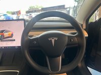 USED 2022 72 TESLA Model 3 Saloon 4dr Electric Auto RWD (241 bhp)+3 KEYS+1 OWNER FROM NEW+MEDIA+2 CABLES+PANORAMIC SUNROOF+ALLOYS+FULL LEATHER HEATED SEATS+PARK CONTROL WITH CAMERA+DIGITAL DASH+POWER BOOT+BLUETOOTH+NAV+AUTOPILOT+CLIMATE+CRUISE 3 KEYS+1 OWNER FROM NEW+MEDIA+2 CABLES+PANORAMIC SUNROOF+ALLOYS+FULL LEATHER HEATED SEATS+PARK CONTROL WITH CAMERA+DIGITAL DASH+POWER BOOT+BLUETOOTH+NAV+AUTOPILOT+CLIMATE+CRUISE+HPI CLEAR