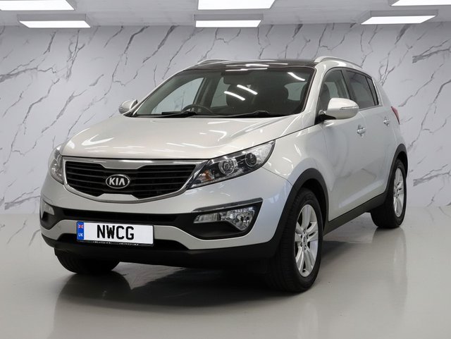 View our KIA SPORTAGE