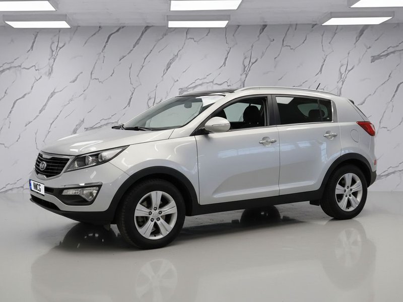 2013 Kia Sportage in silver — photo 4 of 7