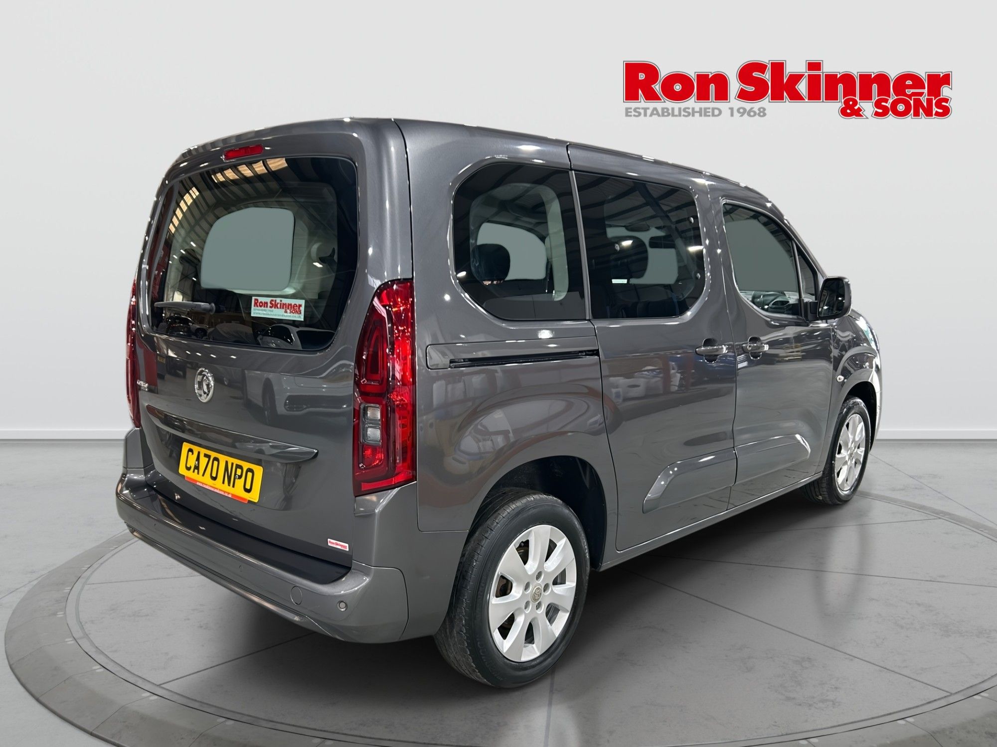 USED 2020 70 VAUXHALL COMBO LIFE 1.2 Turbo GPF Energy MPV 5dr Petrol Manual Euro 6 (s/s) (7 Seat) (110 ps) 