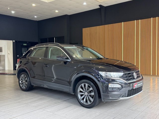 View our VOLKSWAGEN T-ROC