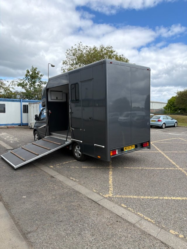 View our LDV V80