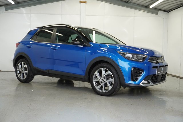 View our Kia Stonic range