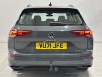 USED 2021 71 VOLKSWAGEN GOLF 1.0 eTSI MHEV Life DSG Euro 6 (s/s) 5dr Retracting Tow Bar - One Owner