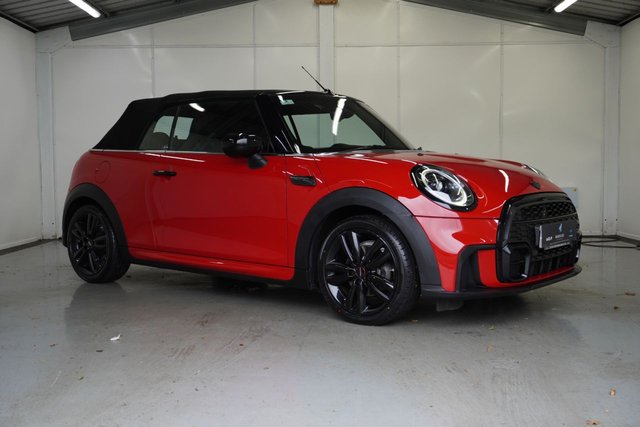 View our MINI Convertible 1.5 Cooper Sport Convertible 2dr Petrol Manual Euro 6 (s/s) (136 ps)