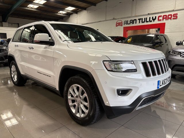View our JEEP GRAND CHEROKEE