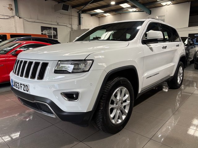 View our JEEP GRAND CHEROKEE