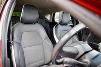 USED 2022 72 RENAULT CAPTUR 1.6 E-TECH techno SUV 5dr Petrol Hybrid Auto Euro 6 (s/s) (145 ps) 1 LADY OWNER + FULL HISTORY! CARPLAY, NAV, CAMERA, SENSORS, DAB!