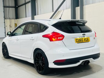 2015 FORD FOCUS