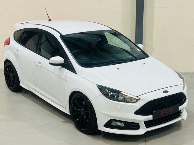 View our FORD FOCUS