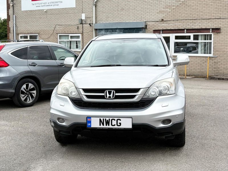 2010 Honda CR-V in silver — photo 2 of 18