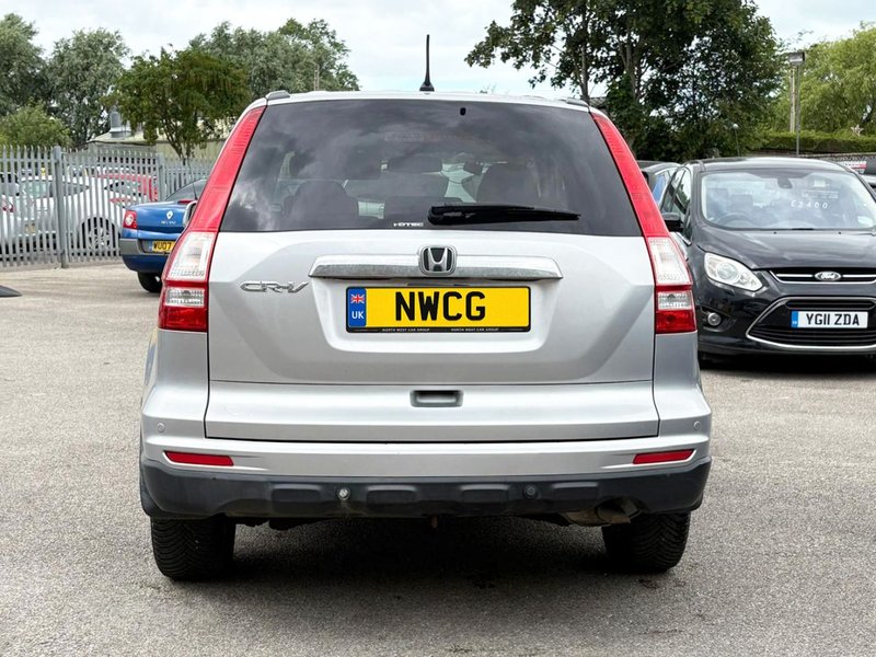 2010 Honda CR-V in silver — photo 6 of 18