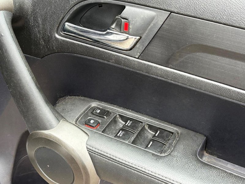 2010 Honda CR-V in silver — photo 17 of 18