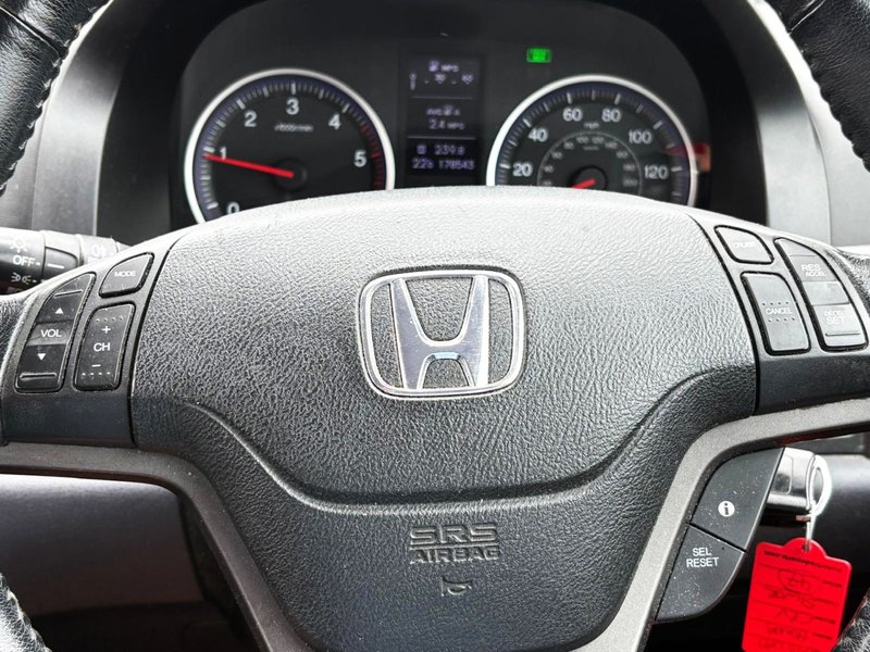 2010 Honda CR-V in silver — photo 13 of 18