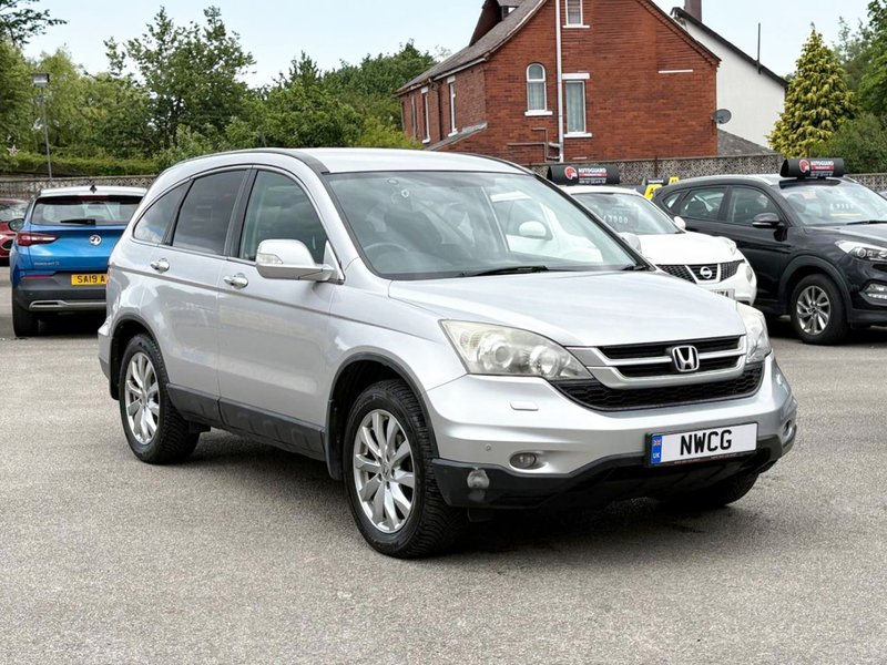 2010 Honda CR-V in silver — photo 1 of 18