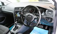 USED 2017 17 VOLKSWAGEN GOLF 1.4 TSI BlueMotion Tech SE Nav Hatchback 5dr Petrol DSG Euro 6 (s/s) (125 ps) +FREE 6 MONTHS NATIONWIDE WARRANTY+