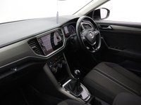 USED 2020 20 VOLKSWAGEN T-ROC 1.0 TSI GPF Design SUV 5dr Petrol Manual Euro 6 (s/s) (115 ps) CRUISE CTRL | LANE ASSIST