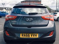 USED 2017 66 HYUNDAI I30 1.6 CRDi Blue Drive Premium Hatchback 5dr Diesel Manual Euro 6 (s/s) (136 ps) 