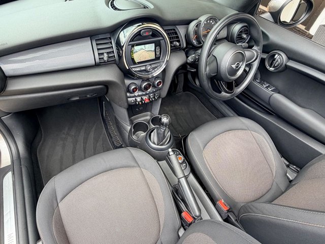 View our MINI CONVERTIBLE