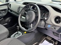 USED 2017 67 TOYOTA YARIS 1.5 VVT-h Icon Tech Hatchback 5dr Petrol Hybrid E-CVT Euro 6 (s/s) (100 ps) 