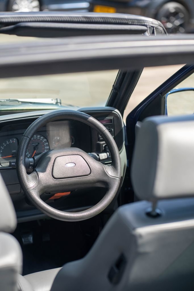 USED 1990 H FORD ESCORT 1.6i SE 500 CONVERTIBLE 