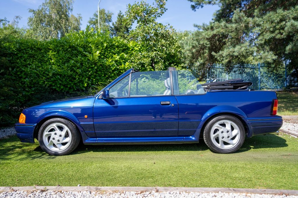 USED 1990 H FORD ESCORT 1.6i SE 500 CONVERTIBLE 