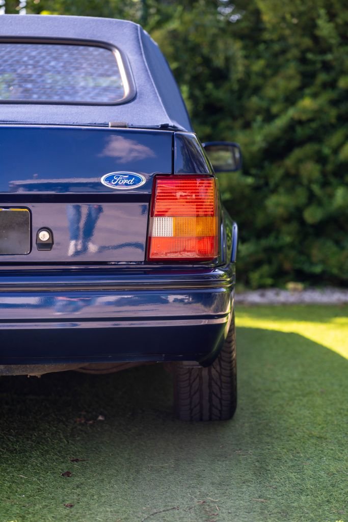 USED 1990 H FORD ESCORT 1.6i SE 500 CONVERTIBLE 