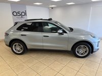 USED 2019 19 PORSCHE MACAN 3.0T V6 S SUV 5dr Petrol PDK 4WD Euro 6 (s/s) (354 ps) BLACK HALF LEATHER, AIR CONDITIONING, PANORAMIC ROOF, PRIVACY GLASS, HEATED FRONT SEATS STORAGE PACK, SATELLITE NAVIGATION, LOADSPACE MANAGEMENT PACK, COMFORT LIGHTING PACK, PCM, FRONT & REAR PARKING SENSORS, LANE ASSIST, 18&rdquo; ALLOY WHEELS, MULTI FUNCTION STEERING WHEEL, PADDLE SHIFT, BOSE SOUND SYSTEM