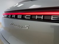 USED 2019 19 PORSCHE MACAN 3.0T V6 S SUV 5dr Petrol PDK 4WD Euro 6 (s/s) (354 ps) BLACK HALF LEATHER, AIR CONDITIONING, PANORAMIC ROOF, PRIVACY GLASS, HEATED FRONT SEATS STORAGE PACK, SATELLITE NAVIGATION, LOADSPACE MANAGEMENT PACK, COMFORT LIGHTING PACK, PCM, FRONT & REAR PARKING SENSORS, LANE ASSIST, 18&rdquo; ALLOY WHEELS, MULTI FUNCTION STEERING WHEEL, PADDLE SHIFT, BOSE SOUND SYSTEM