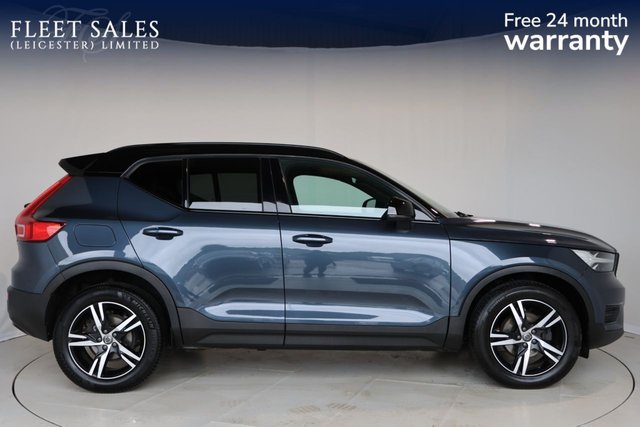 2022 Volvo XC40