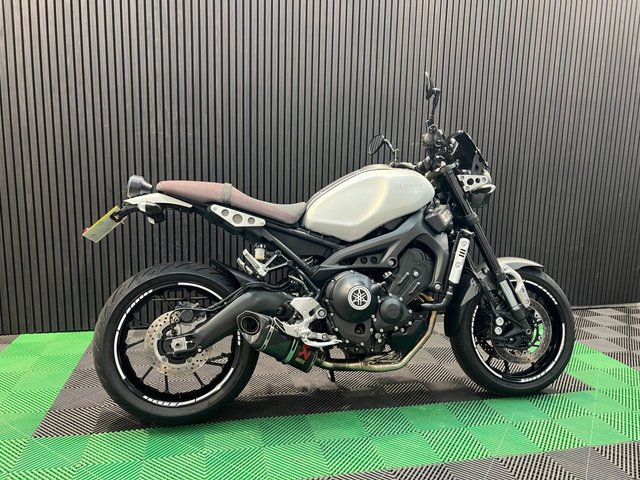 View our YAMAHA XSR900