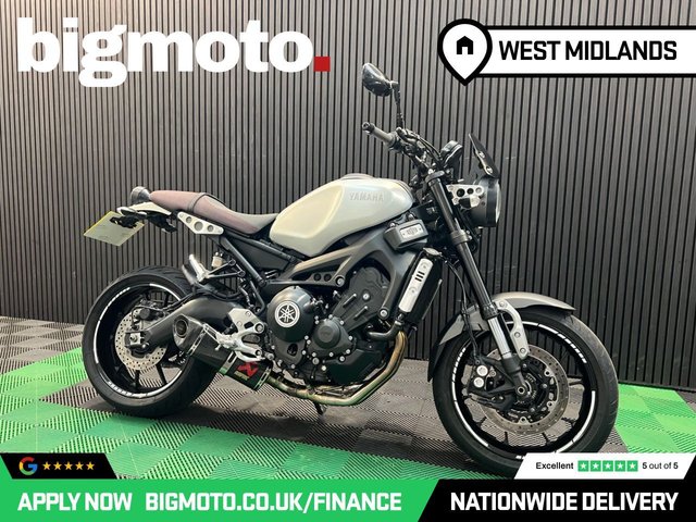 View our YAMAHA XSR900
