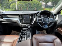 USED 2018 68 VOLVO XC60 2.0 D4 Momentum SUV 5dr Diesel Auto AWD Euro 6 (s/s) (190 ps) 