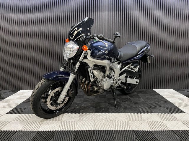 View our YAMAHA FZ6 FAZER