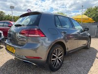 USED 2017 67 VOLKSWAGEN GOLF 2.0 TDI SE Nav Hatchback 5dr Diesel DSG Euro 6 (s/s) (150 ps) 