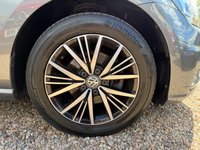 USED 2017 67 VOLKSWAGEN GOLF 2.0 TDI SE Nav Hatchback 5dr Diesel DSG Euro 6 (s/s) (150 ps) 