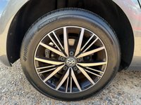 USED 2017 67 VOLKSWAGEN GOLF 2.0 TDI SE Nav Hatchback 5dr Diesel DSG Euro 6 (s/s) (150 ps) 