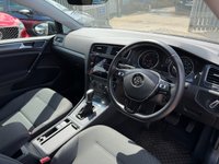 USED 2017 67 VOLKSWAGEN GOLF 2.0 TDI SE Nav Hatchback 5dr Diesel DSG Euro 6 (s/s) (150 ps) 