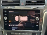 USED 2017 67 VOLKSWAGEN GOLF 2.0 TDI SE Nav Hatchback 5dr Diesel DSG Euro 6 (s/s) (150 ps) 