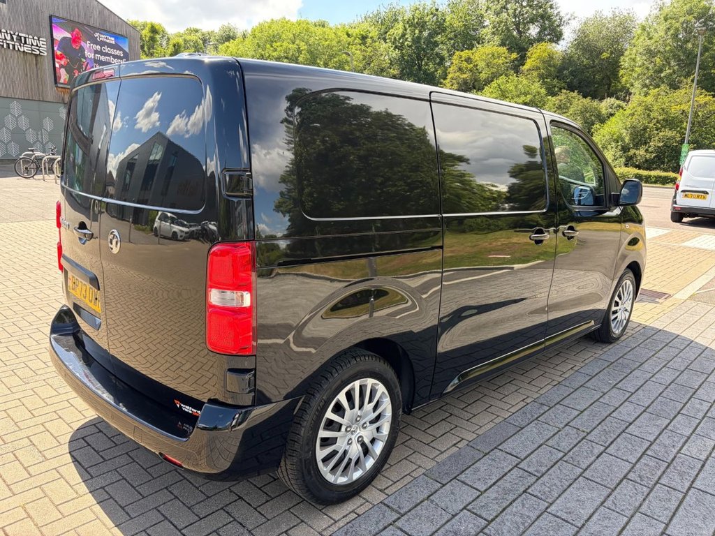 USED 2024 73 VAUXHALL VIVARO F2700 1.5TurboD EU6 S/S L1 H1 120ps *AIRCON*SATNAV*CAMERA*SENSORS*TWIN SLD*E/PACK* 2700KG-EU6-S/S-A/C-SENSORS-E/P