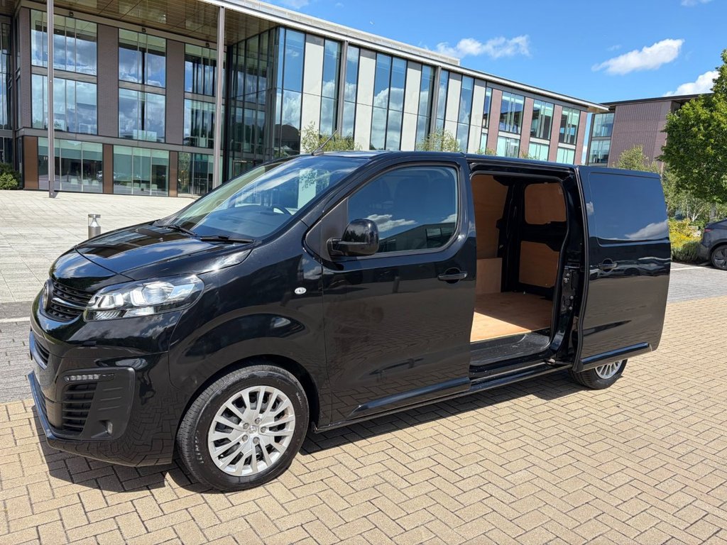USED 2024 73 VAUXHALL VIVARO F2700 1.5TurboD EU6 S/S L1 H1 120ps *AIRCON*SATNAV*CAMERA*SENSORS*TWIN SLD*E/PACK* 2700KG-EU6-S/S-A/C-SENSORS-E/P