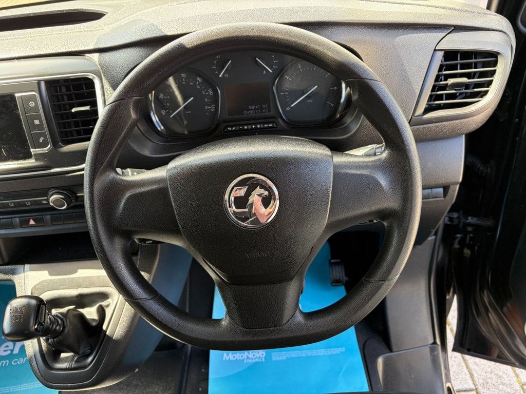 USED 2024 73 VAUXHALL VIVARO F2700 1.5TurboD EU6 S/S L1 H1 120ps *AIRCON*SATNAV*CAMERA*SENSORS*TWIN SLD*E/PACK* 2700KG-EU6-S/S-A/C-SENSORS-E/P
